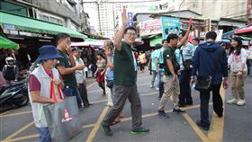 姚文智拜訪北投市場　圖／姚文智辦公室提供