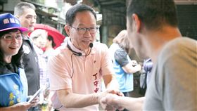 丁守中（４）松山區草埔市場（圖／丁守中競選辦公室）