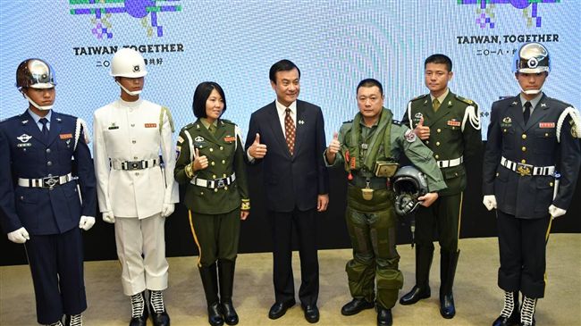 國慶大會亮點　蘇祈麟領三軍儀隊操槍