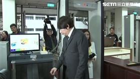 秦偉，性侵，高院，發福，扣子爆開。翻攝畫面