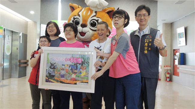 身障青年為花博作畫　豐富色彩不受限