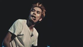 地下樂團「暴君」前主唱蕭逸。取自臉書Masquerader暴君