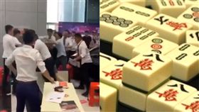 麻將,買車,情侶,殺價,抖音,毆打,拍片,惡整,銷售員,八萬,群毆 圖／翻攝自微博　https://goo.gl/WbKZDN