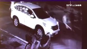 感情糾紛開戰　20惡煞當街亮刀追砍