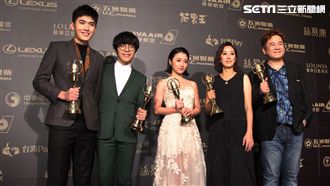 《花甲男孩》超風光！奪戲劇大獎