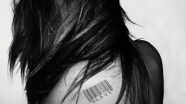 2次「抓姦在床」妻原諒⋯夫竟提離婚