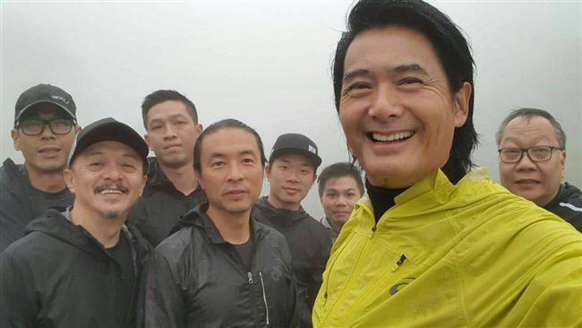 發哥現身陽明山晨跑！路人尖叫求自拍