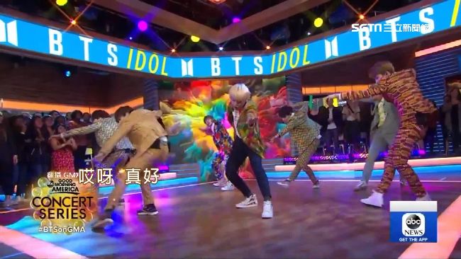 BTS攻紐約！深夜開直播送驚喜
