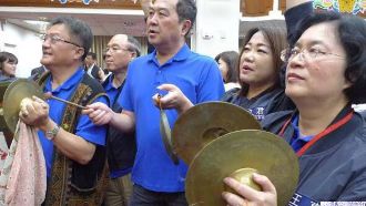 曾敲鑼反前瞻　王惠美「今力挺」挨轟