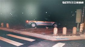 台北市警局鑑識中心技正郭蓬生酒駕自撞被記一大過（翻攝畫面）