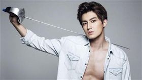 新版《王子變青蛙》男主角傳為高泰宇飾演。（圖／翻攝自微博）