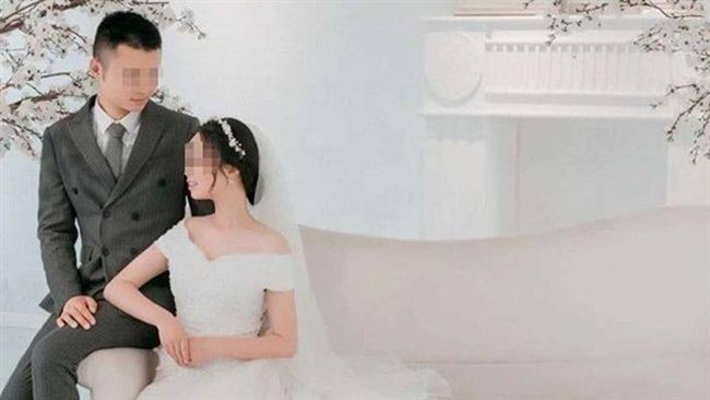 小夫妻遭天坑吞噬　新娘父心碎盼合葬