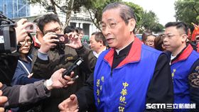 藍天行動聯盟、統一促進黨、八百壯士聚集立法院替繆德生送行，張安樂。 圖／記者林敬旻攝