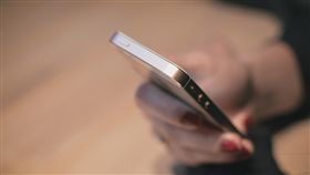 iPhone、siri／pixabay