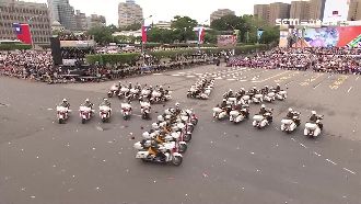 國慶重機特技超難！完美演出秘訣曝光