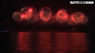 多圖／生日快樂！國慶焰火閃耀太平洋