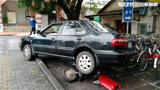 頭城火車站前打錯檔衝撞　釀1死3傷