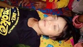 緬甸,劇團,彩排,真槍,道具（圖／翻攝自緬甸中文網）