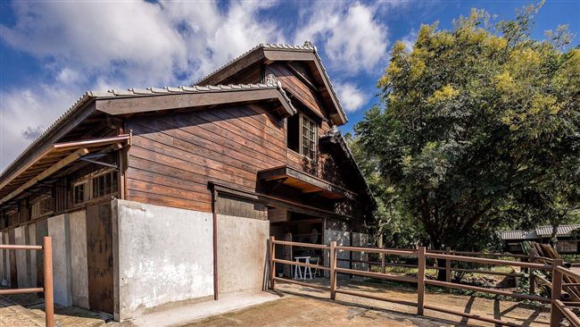 花博后里馬場園區　百年馬廄建築吸晴