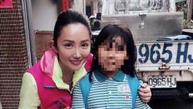  ▲她被誇「全台最美民代候選人」，網友狂求看板收藏。（圖／翻攝自陳怡樺臉書）