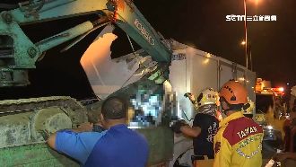 物流車追撞貨車　怪手臂插車駕駛身亡