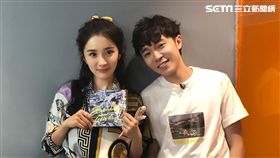 電影女主角楊冪聽完吳青峰創作的歌曲，哭花臉哀嚎：面膜白敷了。（圖／大房小山音樂提供）