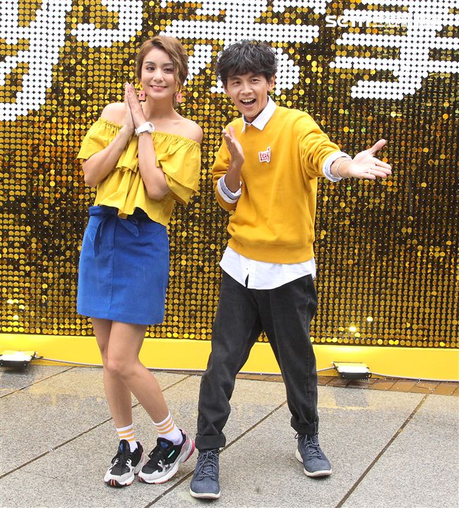 網美場景拍上癮莎莎、阿翔預告未來轉行當攝影。（記者邱榮吉/攝影）