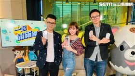 主持人雲爸與電競實況主妮妮以及傑昇通信Tim開箱新iPhone
傑昇通信Tim與電競實況主妮妮實測iPhone XS MAX人像模式景深拍照效果
錄影現場實測新iPhone防水功能。
iPhone X / XS MAX / Samgsung Note 9主相機日拍實測
iPhone X / XS MAX / Samgsung Note 9主相機夜拍實測
主持人雲爸為妮妮量身高測試iOS新功能