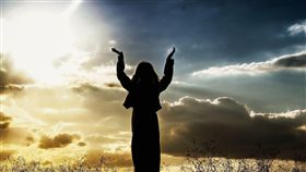 16:9
神聖 宗教 祈禱 信仰 虔誠
圖／翻攝自pixabay
https://pixabay.com/photo-571715/