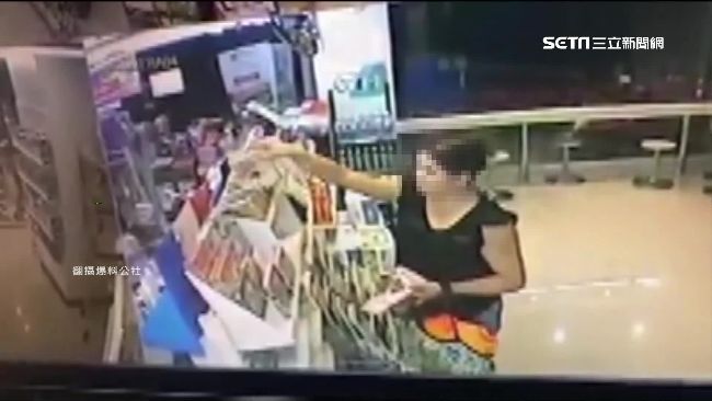 最壞身教！女兒全程目睹母偷遊戲盒