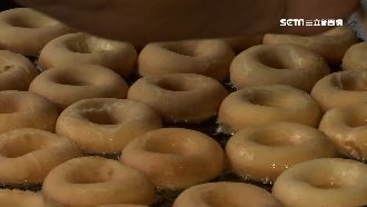 北漂小米甜甜圈　人潮爆日賣6.6萬