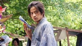 今年金棕櫚最大獎得主導演是枝裕和，唯一古裝作品《花之武者》，睽違12年後才在台灣上映。（圖／劇照）