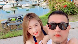 ㄚ頭解放隱乳曬草莓　網驚：戰整夜？