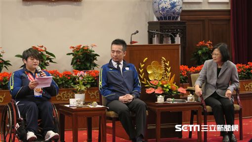 蔡英文總統15日上午接見「2018年印尼亞洲帕拉運動會」代表團。(圖/記者盧素梅攝)