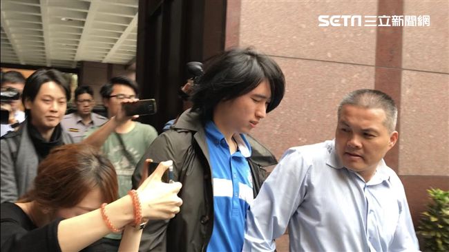 王文洋疼愛小兒子　王銓勵首曝光出庭