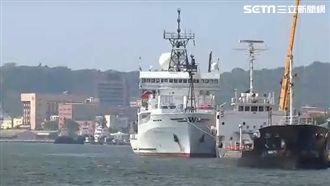 美海軍科研船　現正停泊高雄港