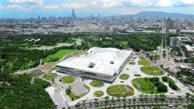 衛武營成高雄藝文新地標衛武營國家藝術文化中心座落在高雄衛武營都會公園內，有廣大的腹地和休憩空間還是高雄市的藝文新地標。（高雄市都發局提供）中央社記者王淑芬傳真　107年10月12日