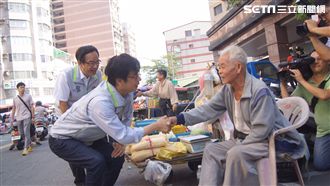 三民區掃街 陳其邁:翻新生意會更好