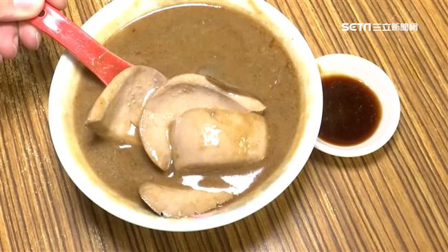 內行人天冷的最愛！吃麻油腰花眉角多