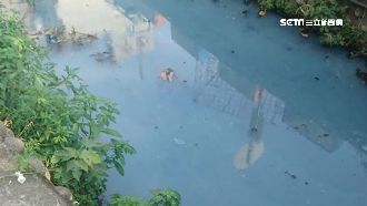 排水溝汙染扯天空藍倒映　稽查員遭批