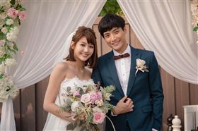 ▲與國民男友陳彥名合拍手遊廣告劇照。（圖／金橋娛科有限公司提供）