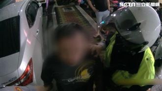 噁男連抓2女奶　警局鬼吼我要回家！