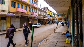 肯亞
https://www.flickr.com/photos/jameshammond/8730913009/in/photolist-eiwdfV-mheXZY-pWRbbf-pVzrEN-T3XTzq-knBkZ6-4nBiwn-zu4vsS-PNapMf-3eZ6it-sAxGUq-5KY9w-5S2p6f-t8X5CQ-2MCTnT-8GimoL-KHqMS-gMG3eA-jN5dGi