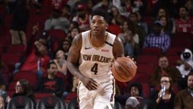 開幕戰大三元！裴頓成鵜鶘隊史第一人
NBA,紐澳良鵜鶘,Elfrid Payton,大三元
翻攝自推特