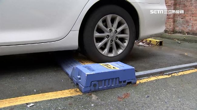 停車躲避感應器　逃費2400元挨告