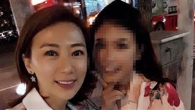 巧遇本土女神求同框，路人太正！網友分不清誰是藝人。（圖／翻攝自爆廢公社二館臉書）