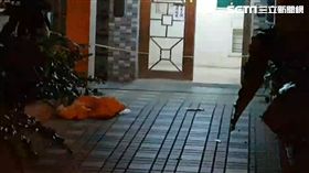 桃園中壢兒子砍媽媽頭 砍頭/翻攝畫面