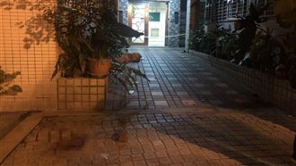 男與母吵架突抓狂　砍下母頭顱丟下樓