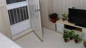 超佛心房東，租金不漲反降價。（圖／翻攝自臉書社團「爆廢公社」）