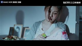 媽媽因孩子失蹤額精神崩潰。（圖／ISAAC HOR 賀傾文臉書授權）